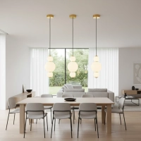 Nowoczesna lampa wisząca BOMBINA - białe kule do salonu