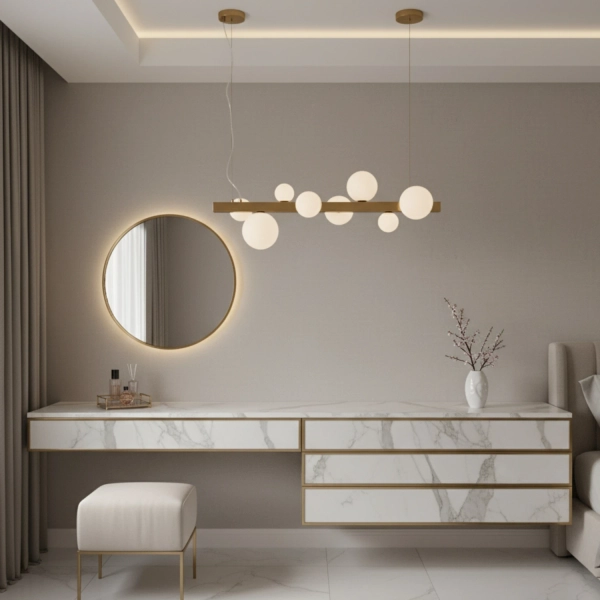 Lampa wisząca GALA 90 cm - złota z białymi szklanymi kloszami, nowoczesna do salonu