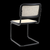 Krzesło VIENNA rattanowe z czarną ramą