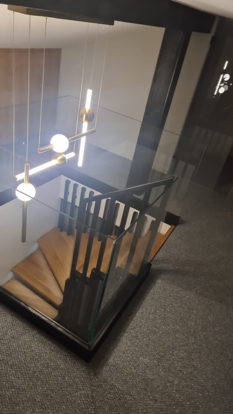 Lampa wisząca O-LINE ledowa złota 93 cm Step into Design